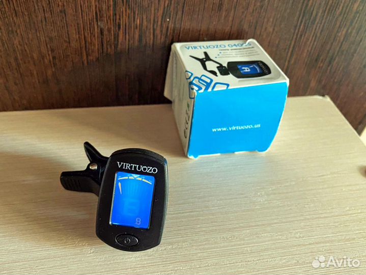 Гитарный тюнер Virtuozo на прищепке, новый