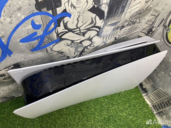 PlayStation 5 с дисководом 825GB SSD