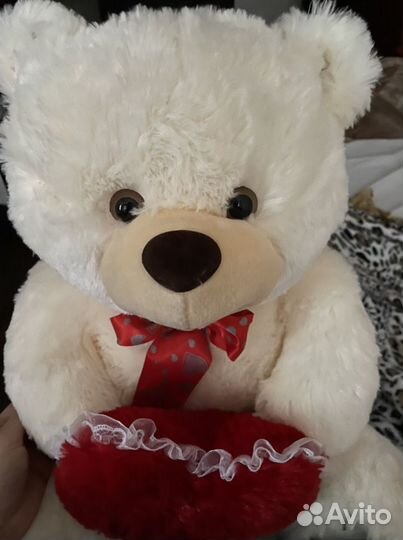 Плюшевый медведь