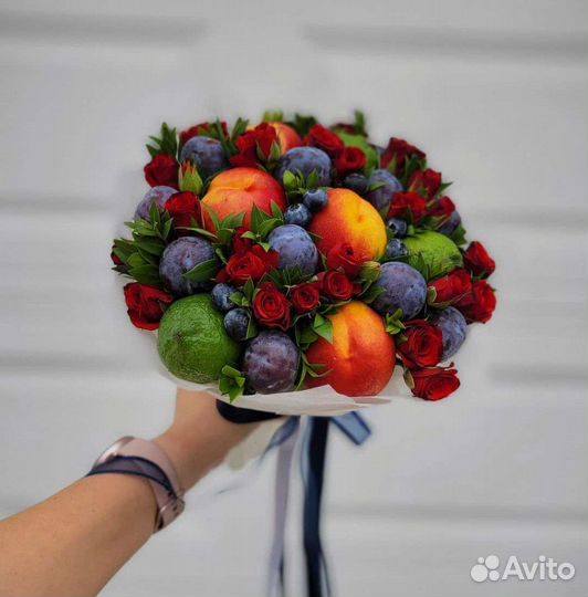 Съедобные букеты из ягод учителю на 1 сентября
