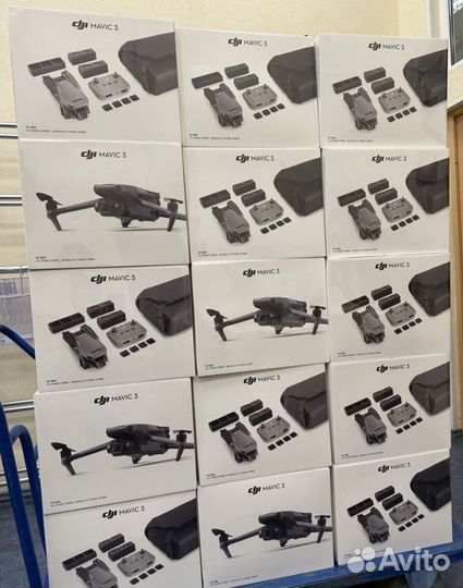 DJI Mavic 3 Fly More Combo