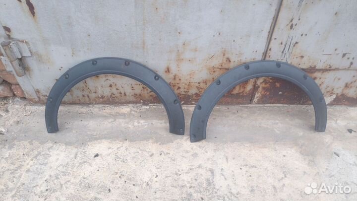 Фендеры 40 мм универсальные с тиснением