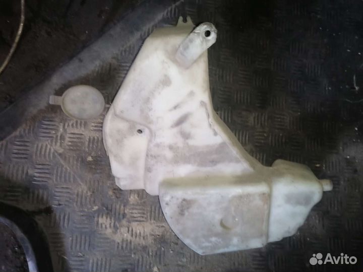 Бачок стеклоомывателя Mercedes Sprinter