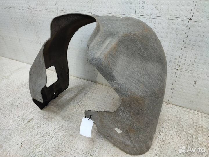 Подкрылок передний правый LADA Granta 2018