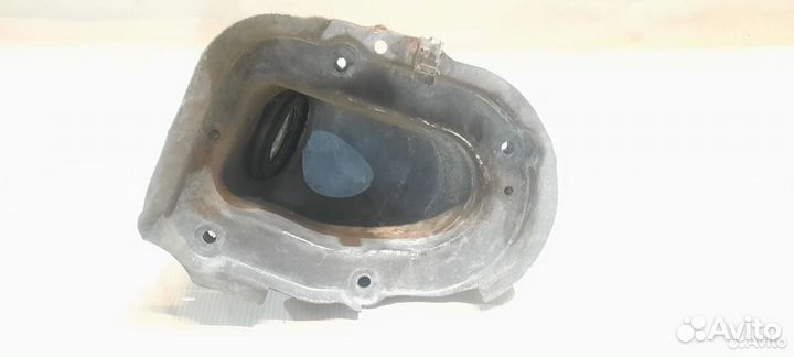 Кожух рулевой колонки Mitsubishi Eclipse III 1999