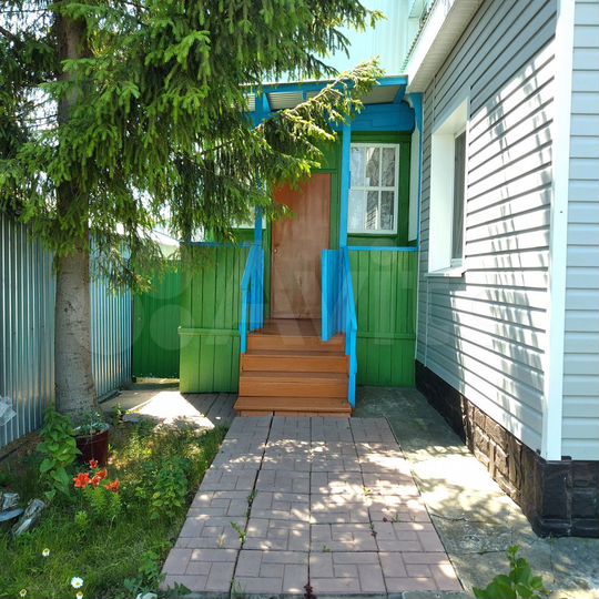 Дом 140 м² на участке 10 сот.