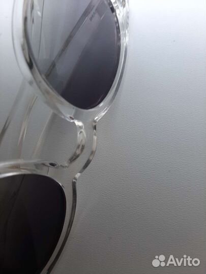 Солнцезащитные очки женские Швейцария.брендовые