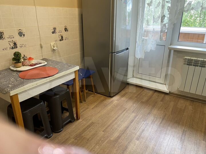 3-к. квартира, 70 м², 4/9 эт.