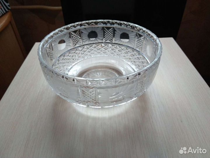 Хрустальная ваза для фруктов