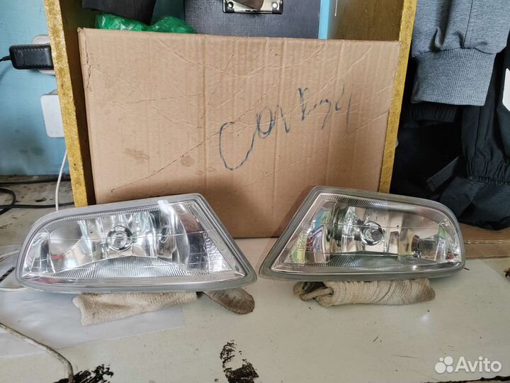 Противотуманные фары Honda fit aria