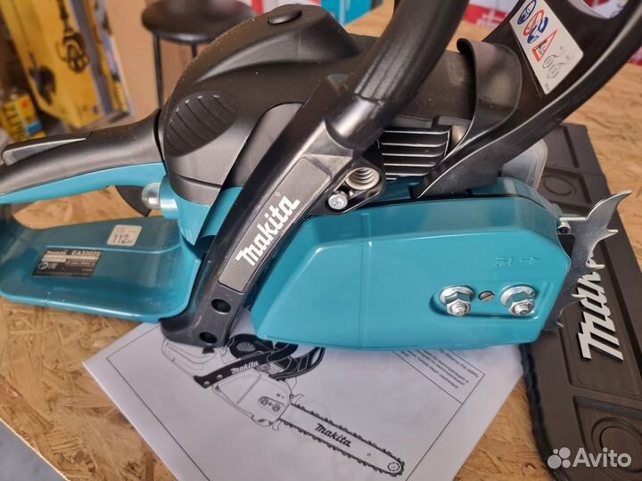 Бензопила Makita EA3202S40B