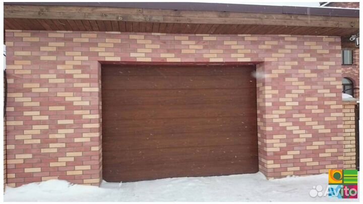 Секционные ворота alutech