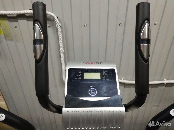Эллиптический тренажер новый до 85 кг