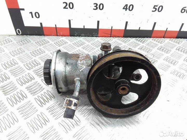 Насос для Toyota Avensis 2 (T250)