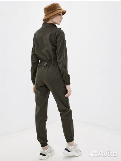 Комбинезон женский
