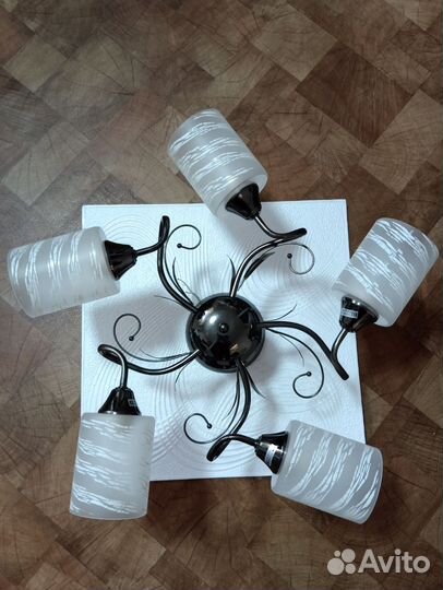 Люстра потолочная бу