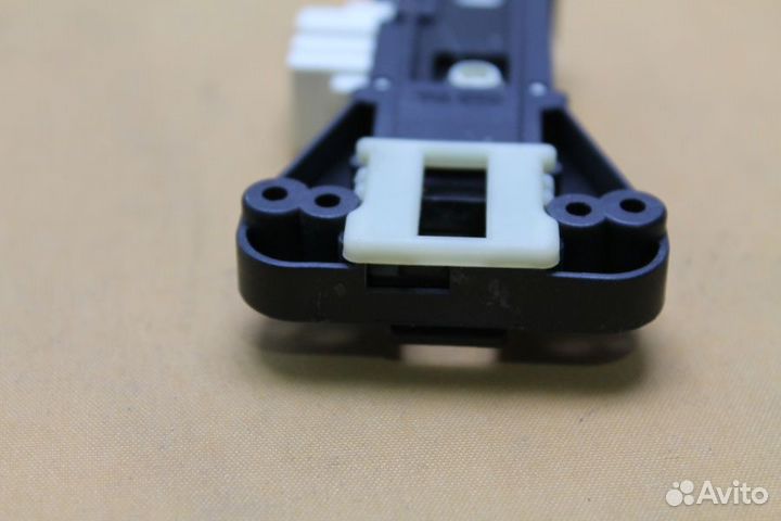 Устройство блокировки люка Samsung DC64-01538A бу