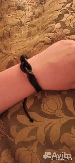 Кожаный браслет