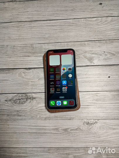 iPhone Xr, 128 ГБ