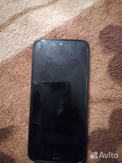 Xiaomi Redmi 8, 3/32 ГБ