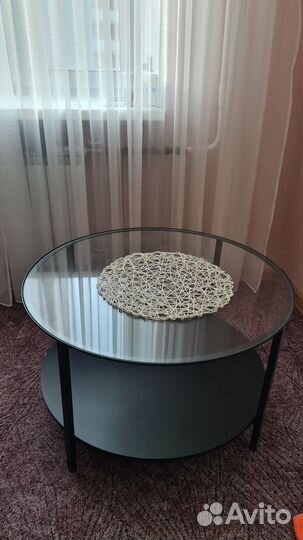 Продам журнальный столик IKEA