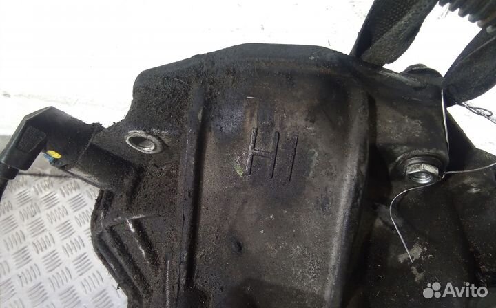 МКПП (механическая коробка переключения передач) C