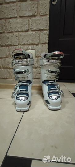 Горнолыжные ботинки (36 размер) nordica