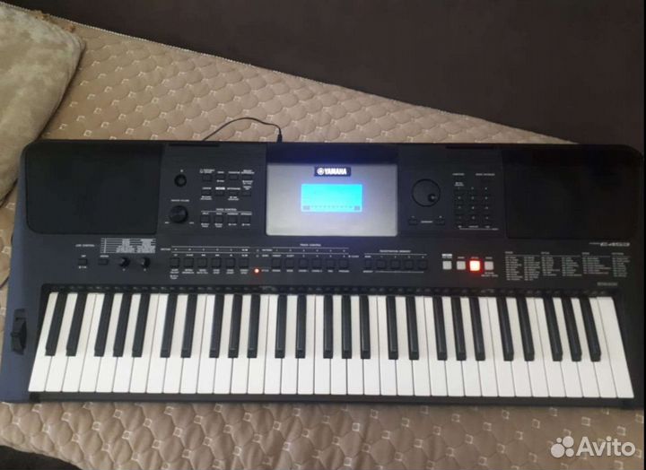 Синтезатор Yamaha PSR E 453