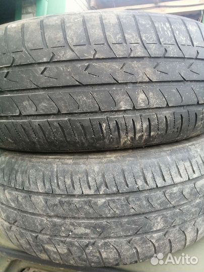 Toyo Tranpath MPZ 215/60 R16