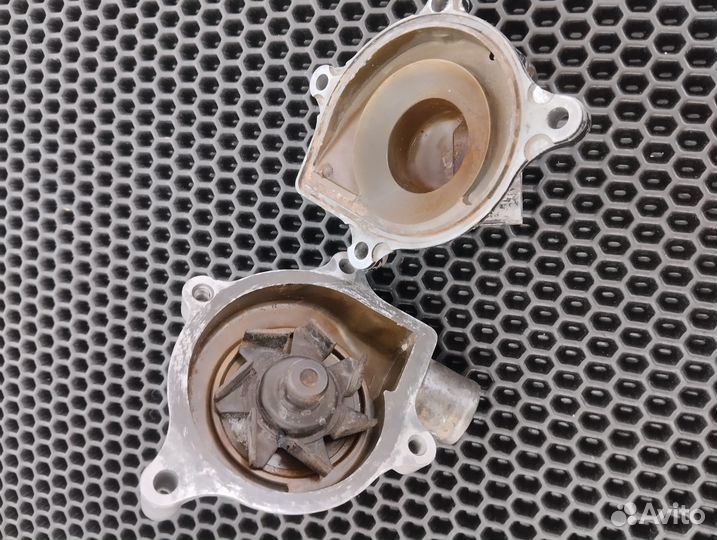 Kawasaki zx7r, zx7, ZX750P Помпа