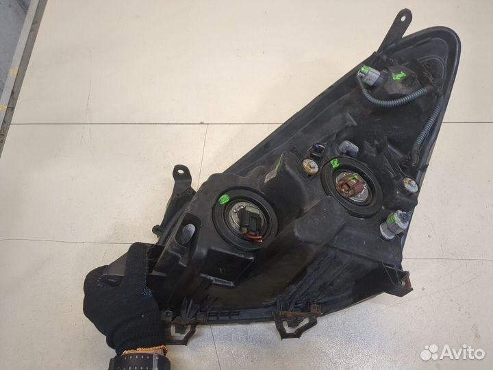 Фара (передняя) Toyota Corolla Verso, 2008