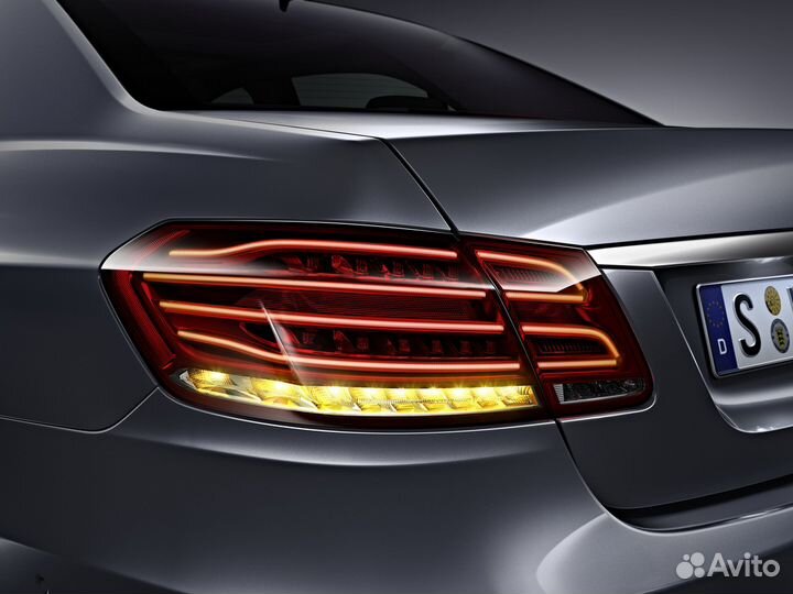 Ремонт заднего фонаря Мерседес W212