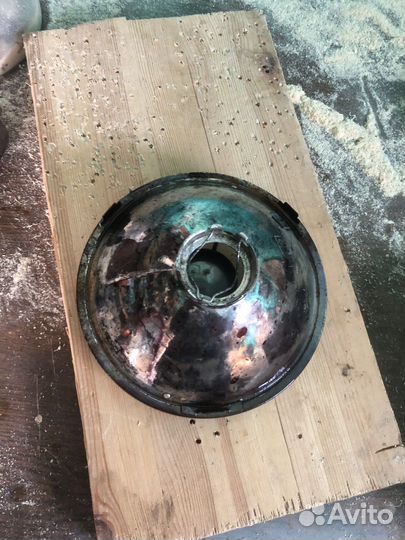 Фара на ниву