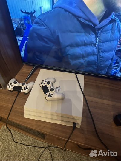 Sony playstation 4 PS4 pro