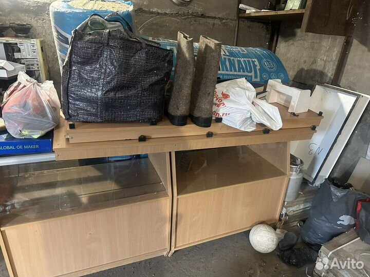 Витрины стеклянные