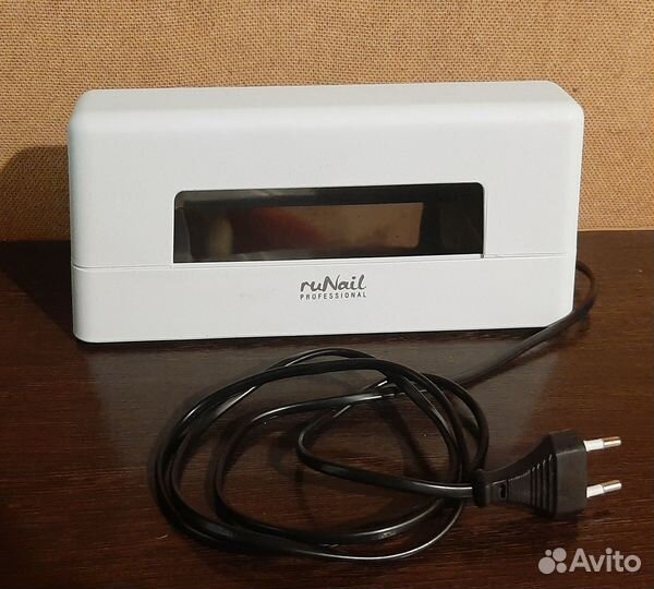 Лампа UV для маникюра