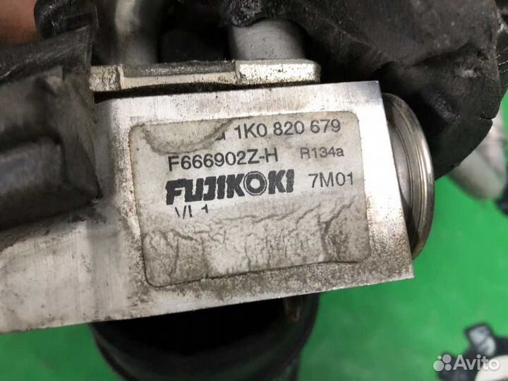 Радиатор кондиционера 1K0820679 VW-tiguan