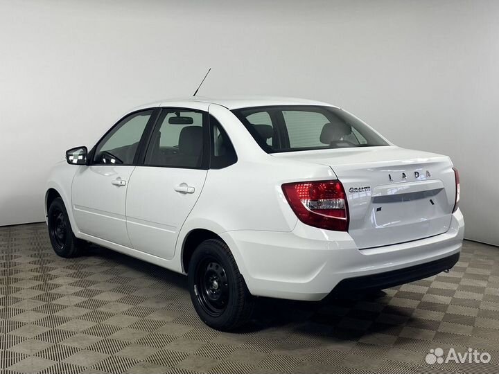 LADA Granta 1.6 МТ, 2023