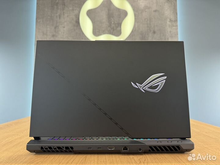 Asus rog strix 17 G733PY игровой