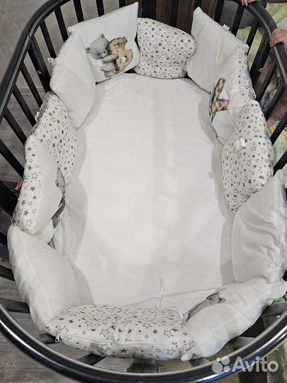 Бортики подушки в кроватку