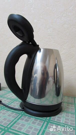 Электрочайники vitek и Нонейм - рабочие, Б/У мало