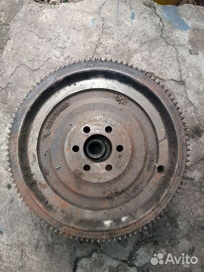 Привод Nissan Primera P12 правый и маховик 1.6