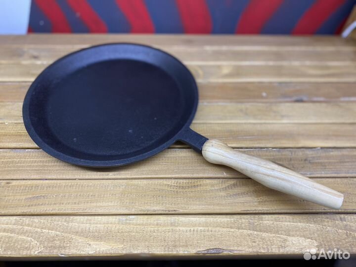 Чугунная сковорода