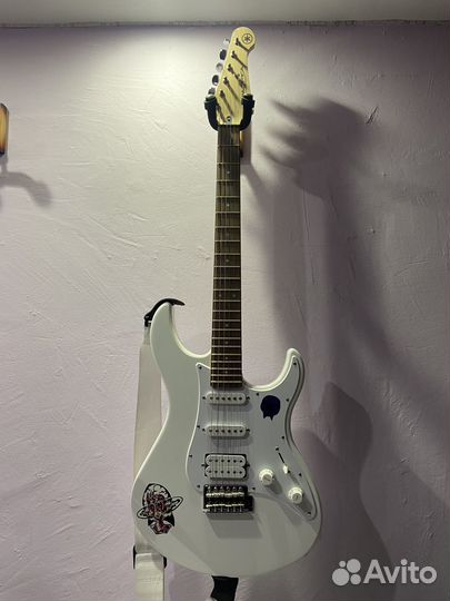 Электронная гитара