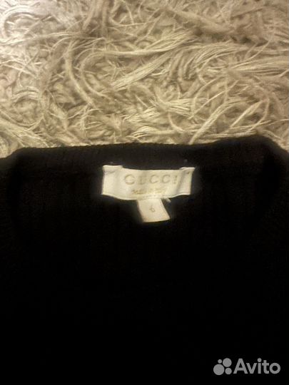 Вязаный свитер детский