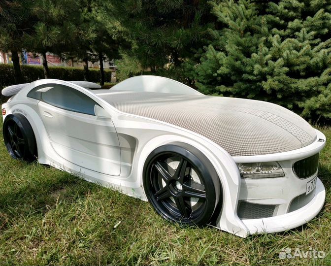 Кровать-машина бмв белая