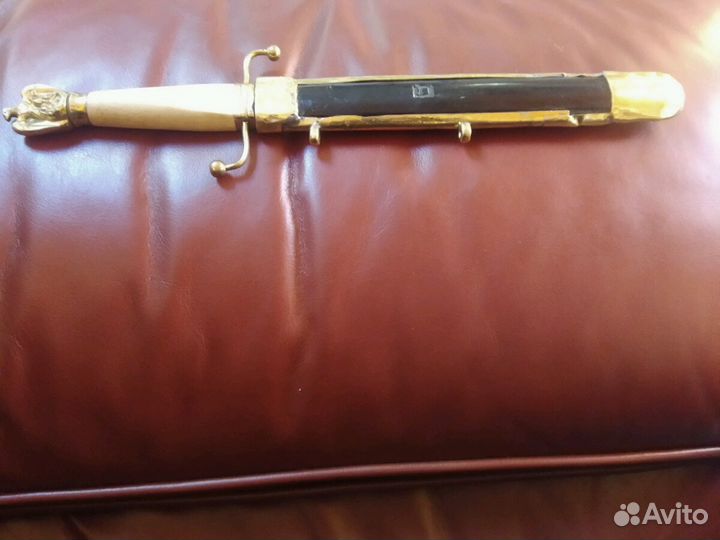 Нож для резки бумаги, вскрытия конвертов