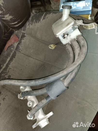 Главный тормозной цилиндр на hyundai