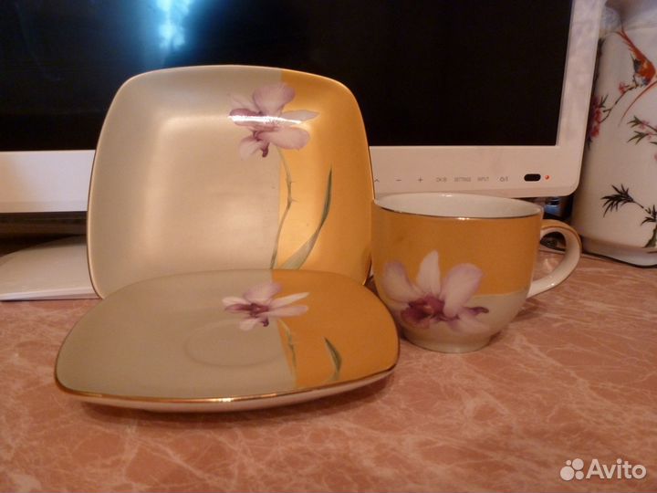 Чайная тройка и Изысканная чашка