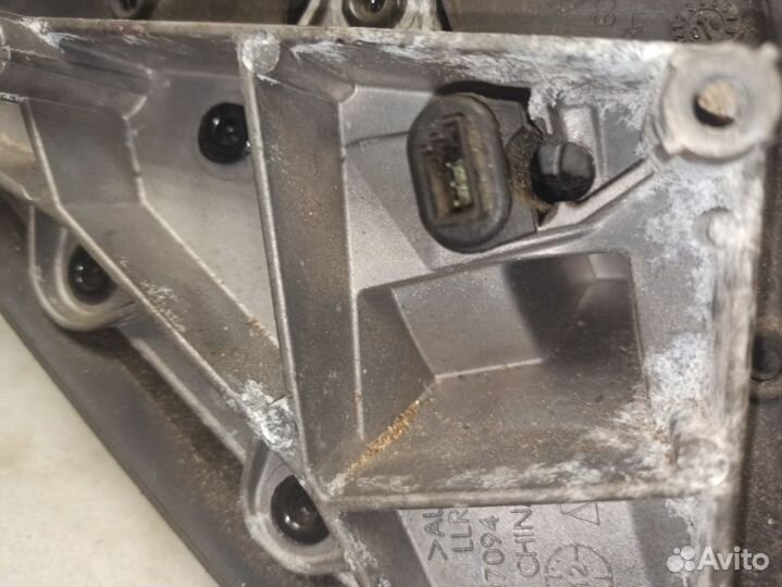 Зеркало правое